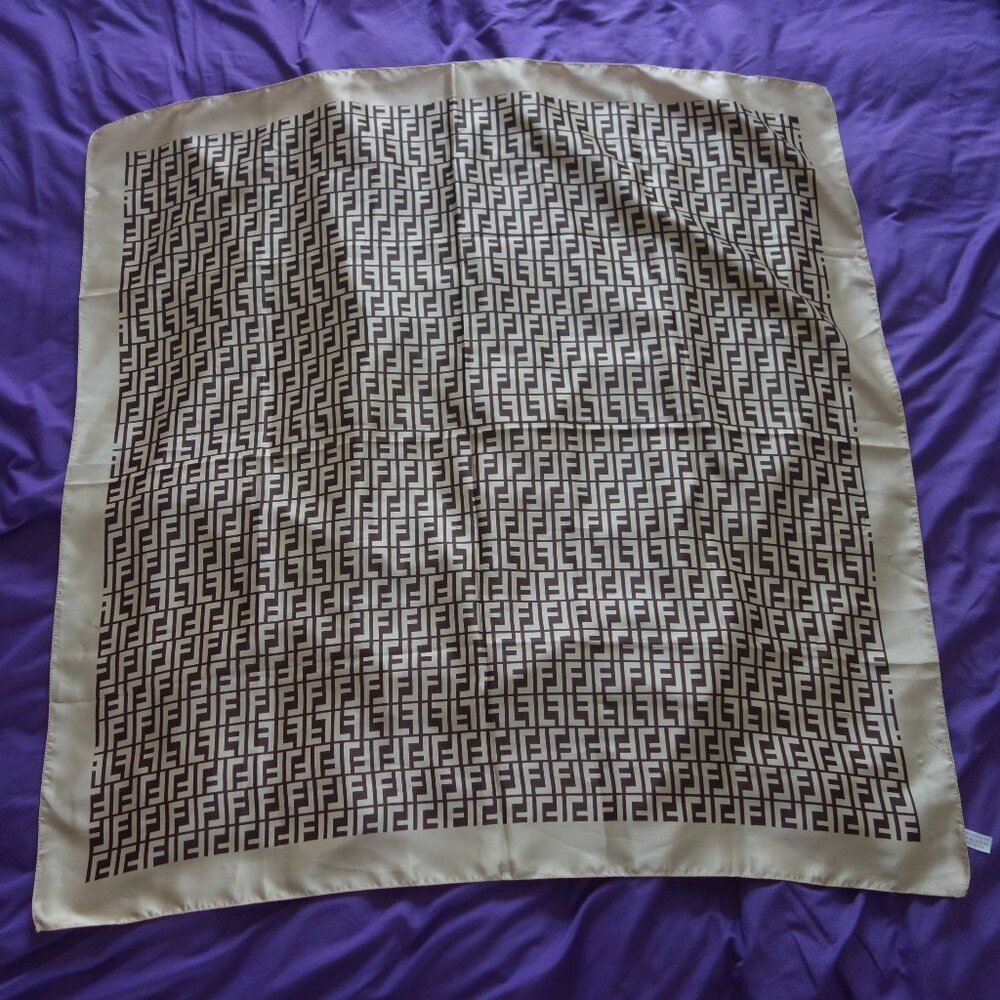 Fendi FF Logo Pattern 100% Polyester Made in Italy Square Scarf
